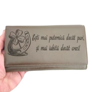 Portofel dama beige Trifoi si potcoava