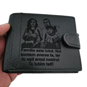 portofel piele negru cu capsa Familia este Totul!